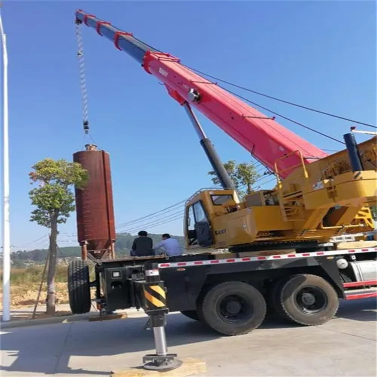 邹平专业吊车租赁多少钱