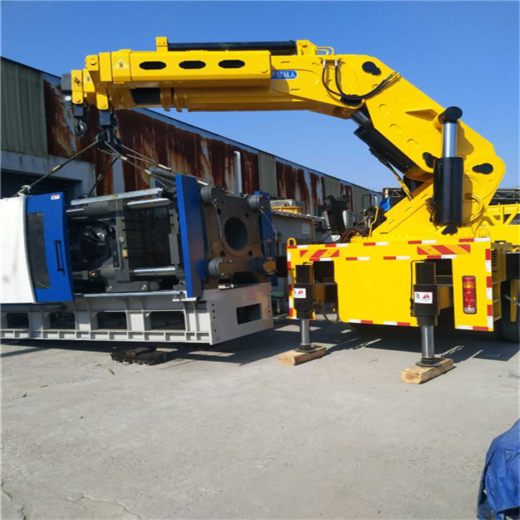 邹平 大吨位折臂吊出租费用解析：一小时租赁多少钱