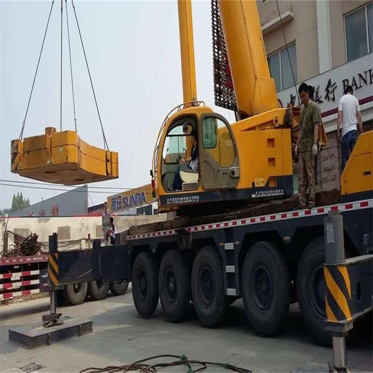 邹平当地吊车出租|机器吊装|75吨|工厂搬迁服务